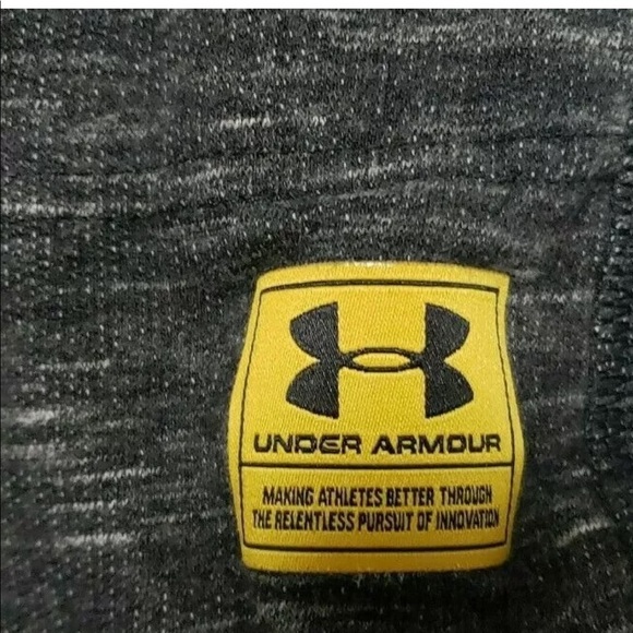Under Armour Microthread Fleece Sweat Short Fitted - Picture 4 of 4